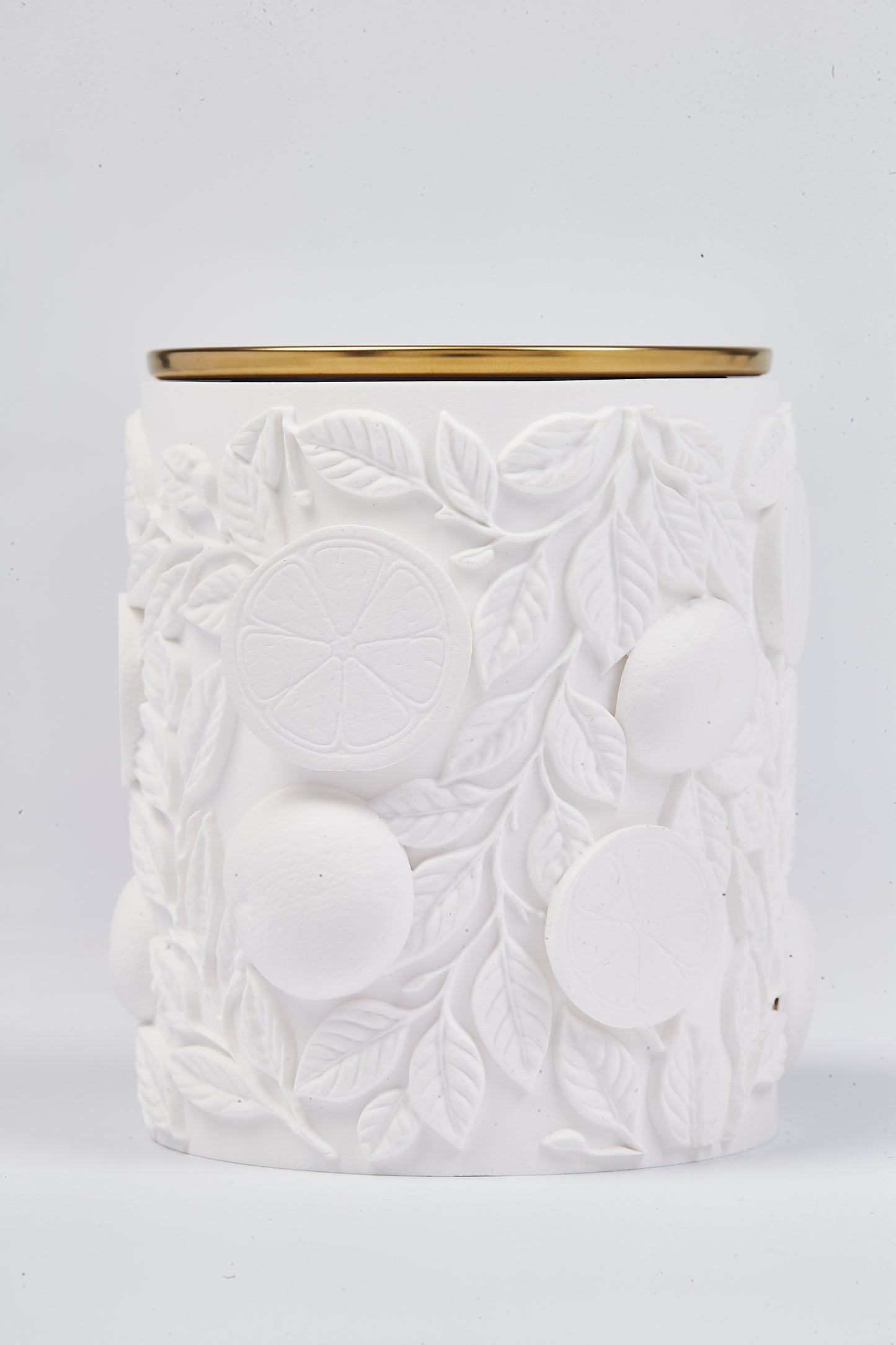 Grapefruit Scented Coconut Wax Candle in Porcelain Jar – 8oz Grapefruit Botanical Vegan Candle with Wood Wick | Calm Candles Essential
