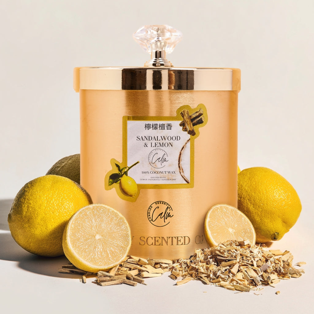 Sandelholz & Zitrone Gold-Metall-Kerzenkollektion | Hergestellt aus hochwertigem Kokosnusswachs & Kirschholzdocht Bis zu 60+ Stunden Brenndauer - Calm Candles Essential