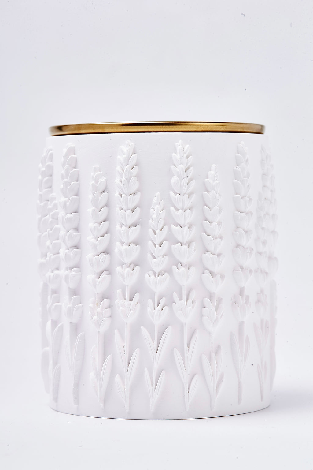 Luxuskerze aus Bienenwachs mit englischem Lavendelduft im Porzellantiegel – 227 g – Zwei Dochte aus Kirschholz – Calm Candles Essential