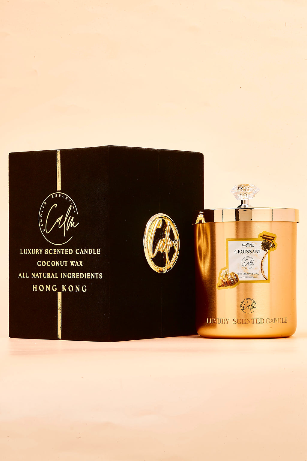 Croissant Gold Metal Kerzenkollektion | Hergestellt mit Premium-Kokosnusswachs & Kirschholzdocht für über 60 Stunden Brenndauer – Calm Candles Essential