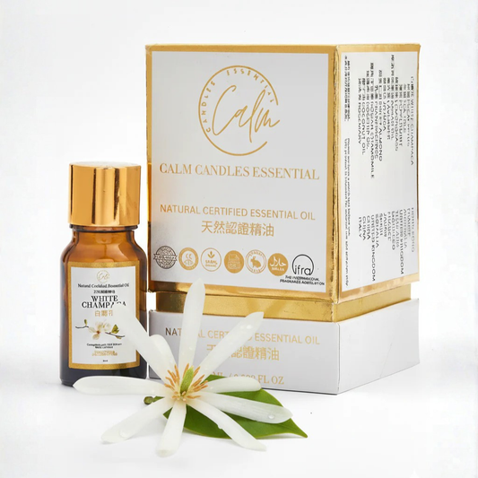 Calm Candles Essential - Magnolia x Alba Zertifiziert Bio, Unverdünnt, Natürliches Ätherisches Öl - Beruhigende, Belebende & Heilende Aromatherapie - Fördert Wohlbefinden & Atemwegsgesundheit - 10ml