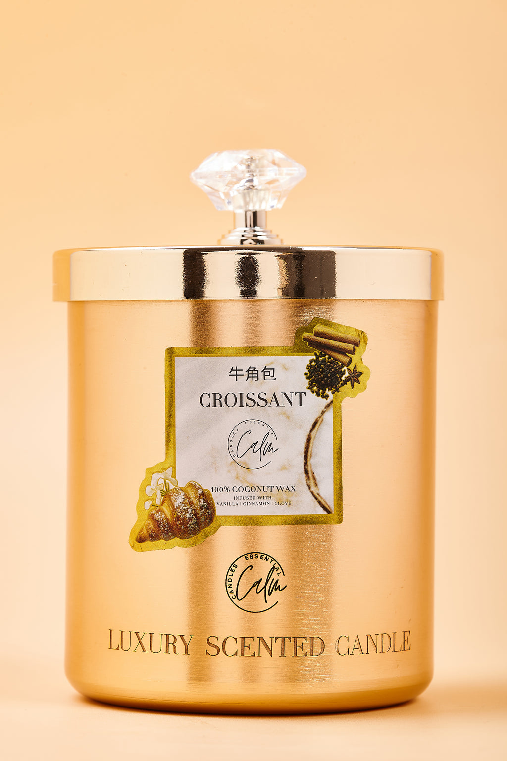 Croissant Gold Metal Kerzenkollektion | Hergestellt mit Premium-Kokosnusswachs & Kirschholzdocht für über 60 Stunden Brenndauer – Calm Candles Essential