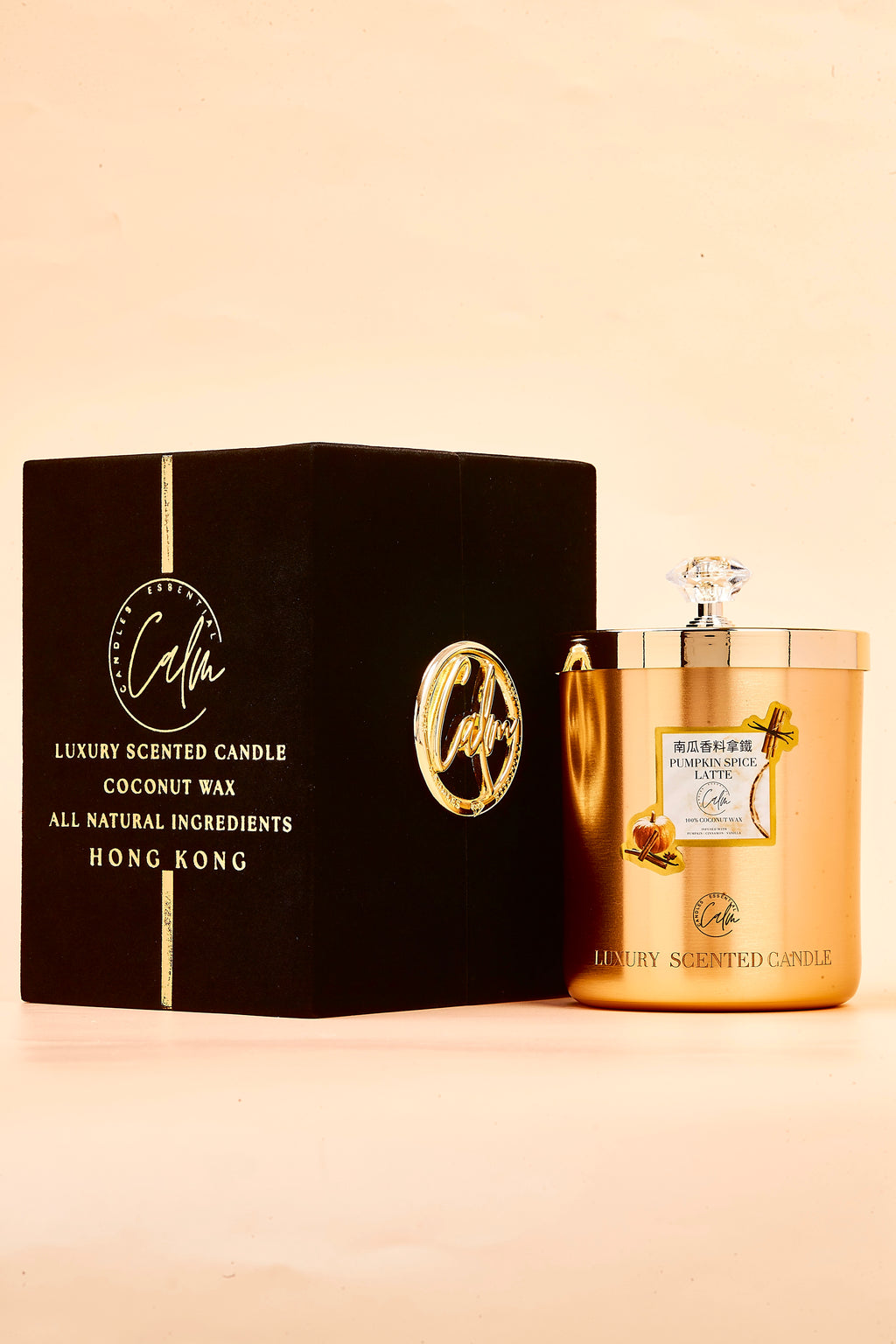 Kürbisgewürz Latte Gold Metall Kerzenkollektion | Hergestellt aus hochwertigem Kokosnusswachs & Kirschholzdocht bis zu 60+ Stunden Brenndauer - Calm Candles Essential