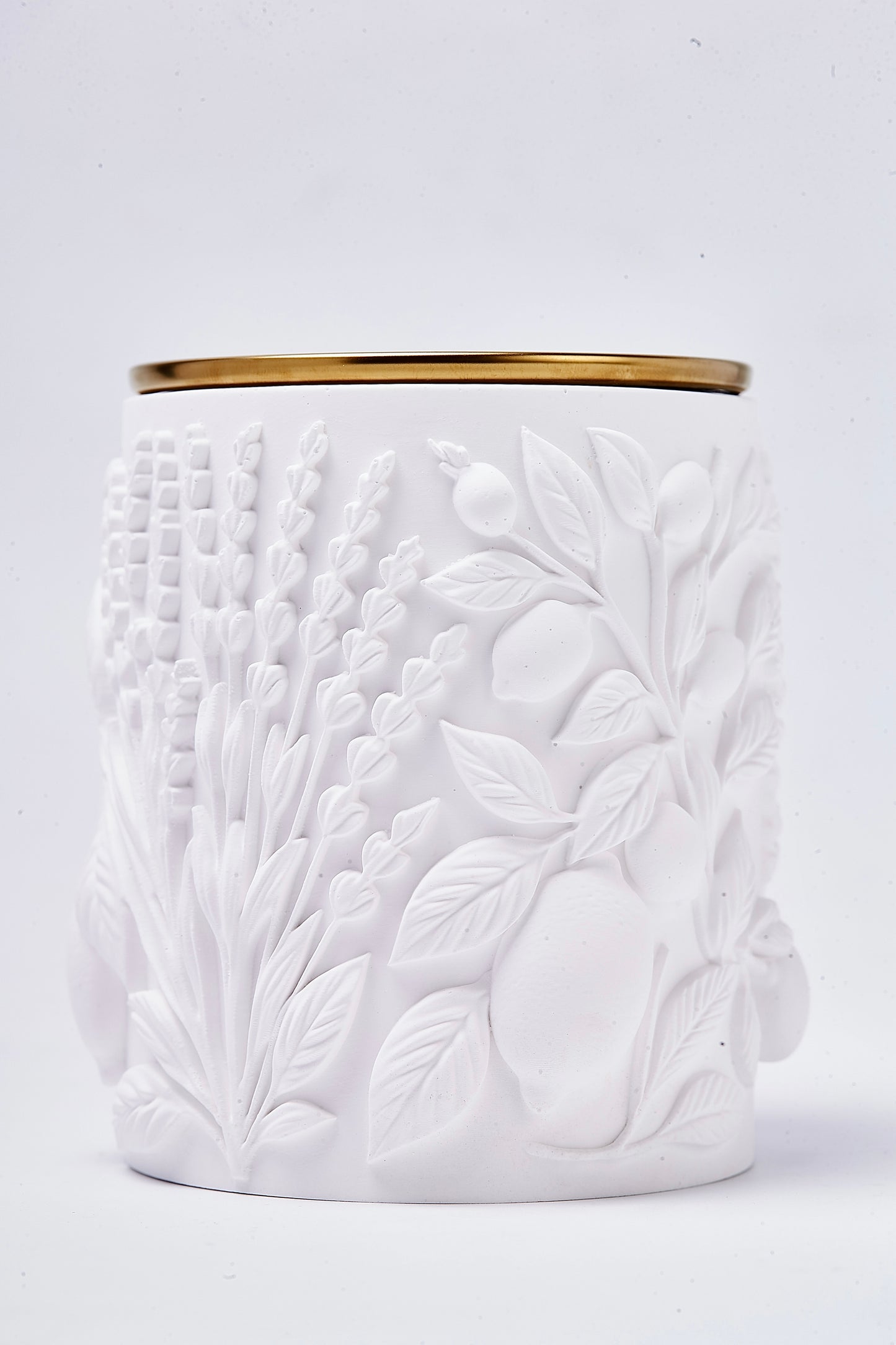 Lemon Lavender Scented Coconut Wax Candle in Porcelain Jar – 8oz infused with lemon and lavender Vegan Candle with Wood Wick | Calm Candles Essential