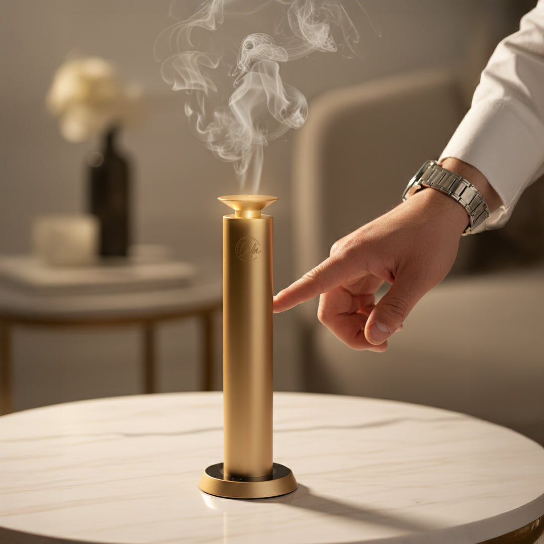 Calm Candles Essential Aroma Diffuser Mini Studio Pro: Red Dot Award-Winning Waterless Air Cordless Diffuser with Free 100ml Fragrance Oil - Type C (10,000 mah)