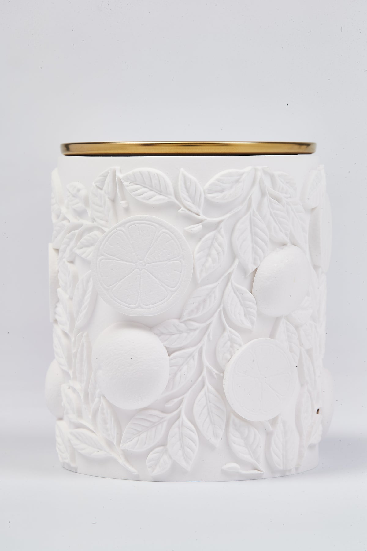 Grapefruit Scented Beeswax Luxury Candle in Porcelain Jar – 8oz Grapefruit Botanical Vegan Candle with Wood Wick | Calm Candles Essential