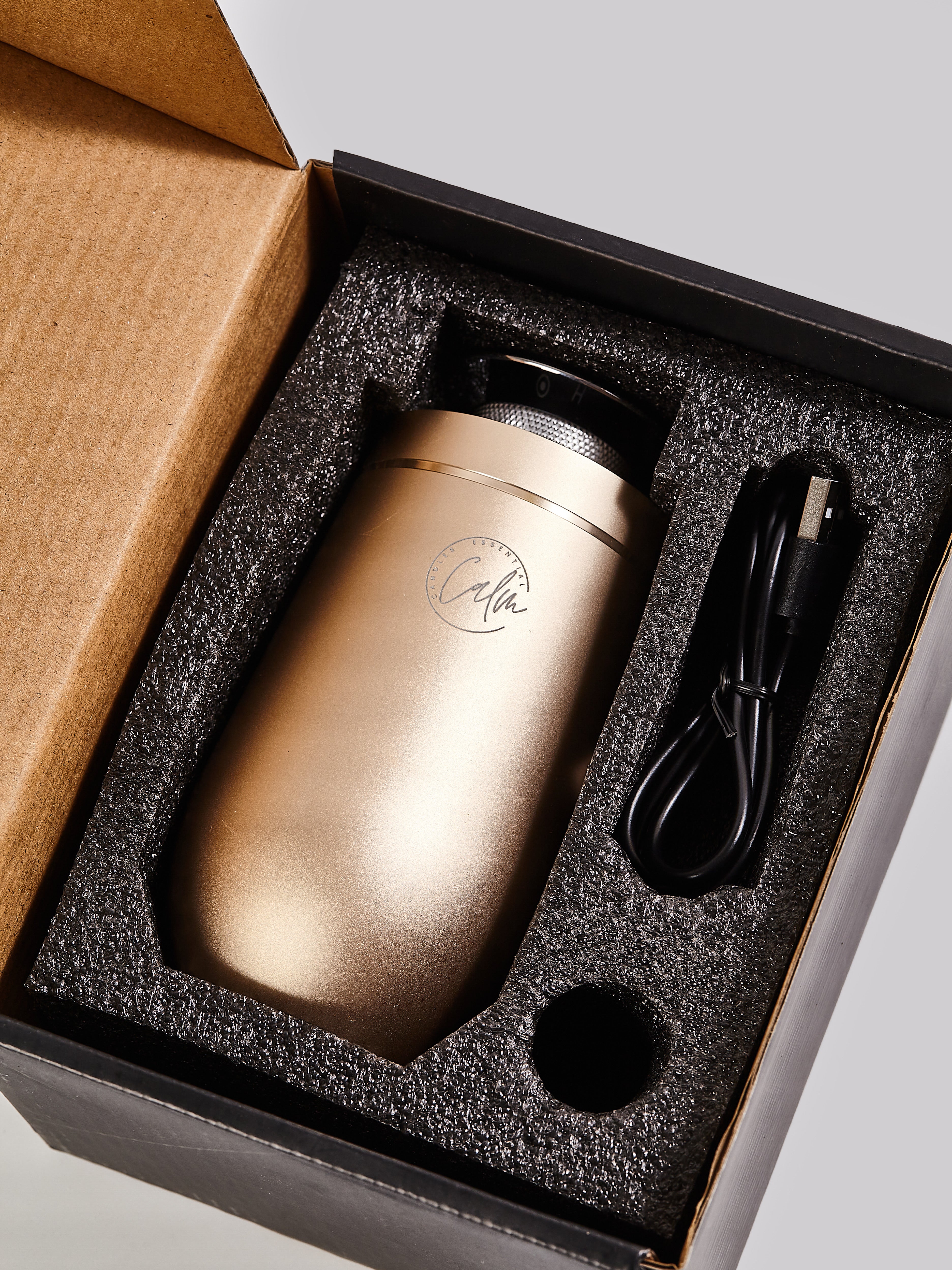 Calm Candles Essential | 10ml Cordless  Touch Screen Professional Grade Diffuser Waterless Rechargeable Portable Mini Essential Oil Car Aroma Diffuser without oil (2000mah,Gold)