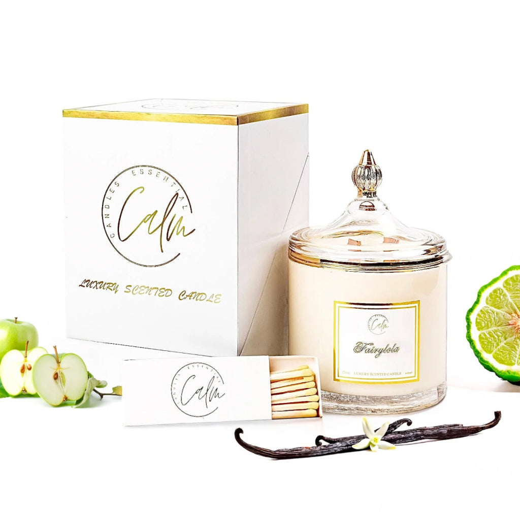 Calm Candles Essential – Fairylola für Ruhe & Ausgeglichenheit Holzdochtkerze | Luxuriöse Duftkerze aus Sojawachs im Glas | Handgegossen | Intensiver, langanhaltender Duft (445 ml – XLarge)