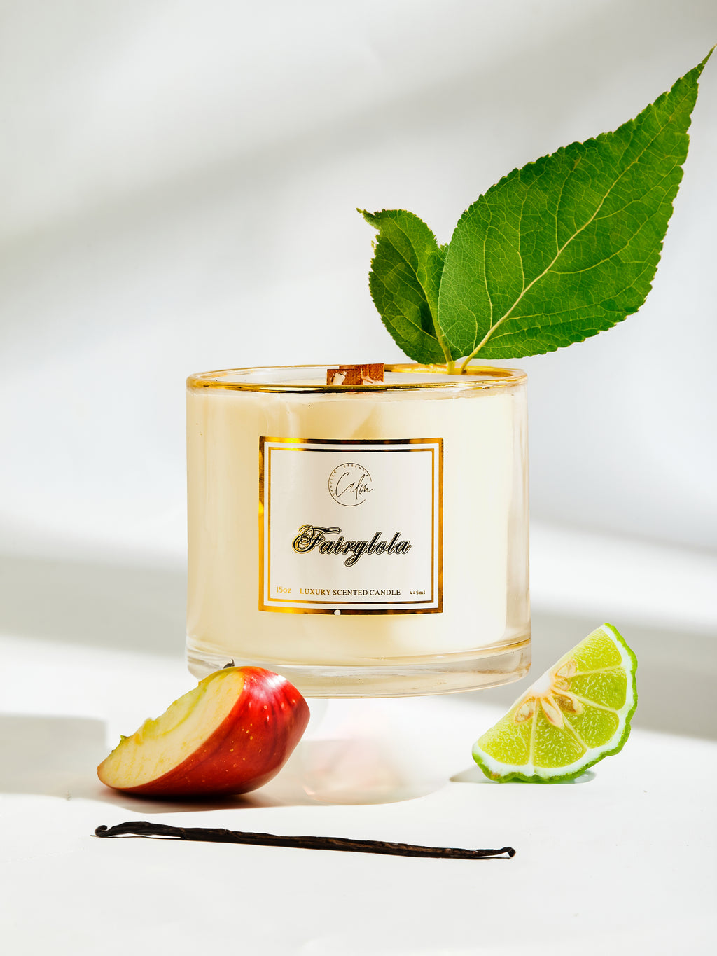 Calm Candles Essential – Fairylola für Ruhe & Ausgeglichenheit Holzdochtkerze | Luxuriöse Duftkerze aus Sojawachs im Glas | Handgegossen | Intensiver, langanhaltender Duft (445 ml – XLarge)