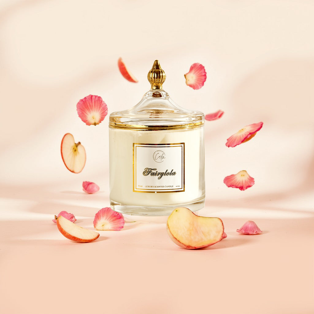 Calm Candles Essential – Fairylola für Ruhe & Ausgeglichenheit Holzdochtkerze | Luxuriöse Duftkerze aus Sojawachs im Glas | Handgegossen | Intensiver, langanhaltender Duft (445 ml – XLarge)