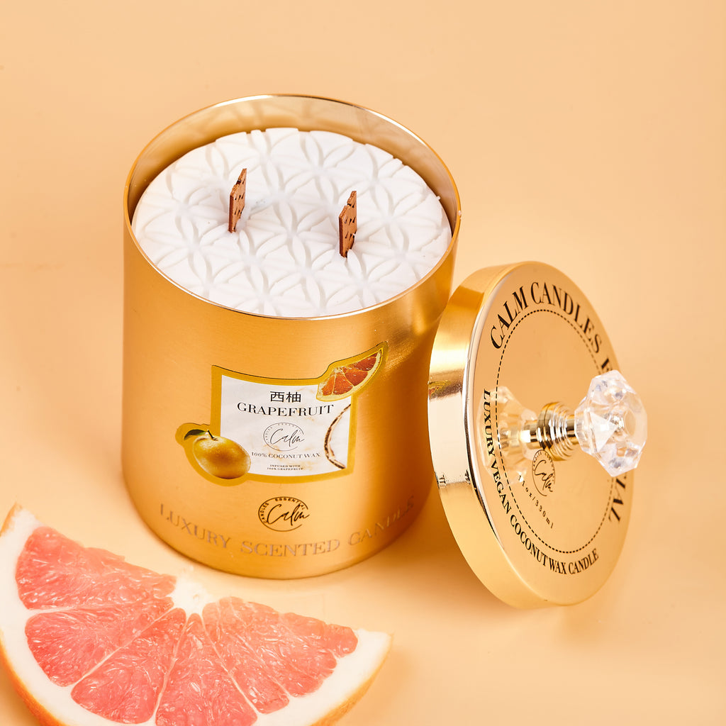 Grapefruit Gold Metal Kerzenkollektion | Hergestellt aus hochwertigem Kokoswachs & Kirschholzdocht Bis zu 60+ Stunden Brenndauer - Calm Candles Essential