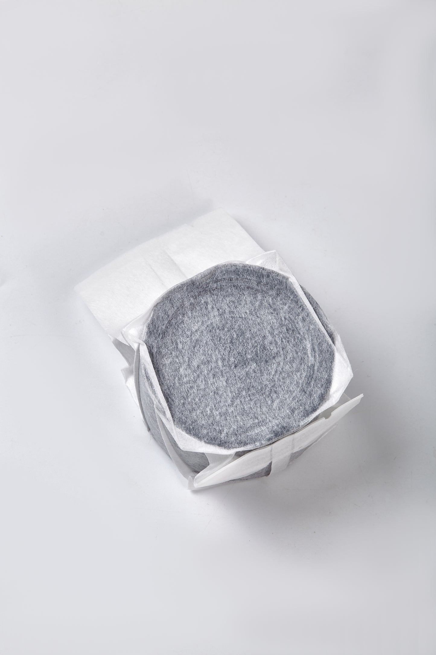 Calm Candles Essential Cold-Pressed Black Charcoal Peppermint Lemon Peel Soap, 150 g, Solid Bar Cleanser, Deep Cleansing & Deodorizing, Refreshing Mint Citrus, Made in Japan