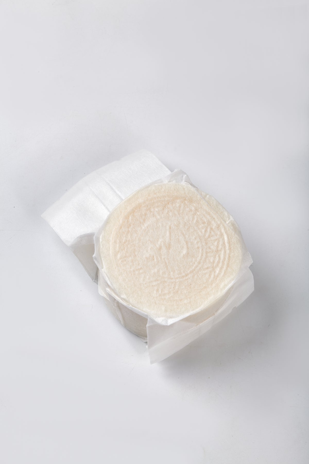 Calm Candles Essential Japanese Sake & Hinoki Face + Body Soap – 150g | Made in Japan | Botanical Cleansing Bar with Rice Ferment Filtrate, Hinoki Cypress & Coconut Oil