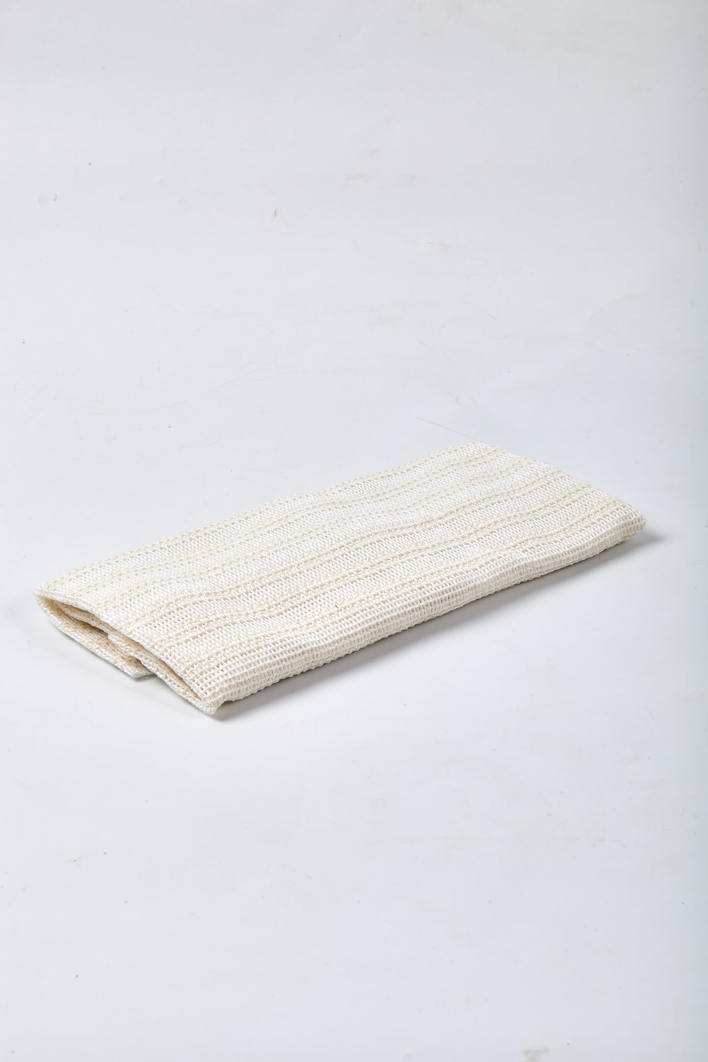 Soft Natural Cotton & Silk – Calm Candles Essential Exfoliating Cleansing Cloth | 70% Cotton, 30% Silk | Spa-Soft Luxury for All Skin Types | Ethically Made in Japan