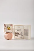 Calm Candles Seiden-Baumwoll-Peelingtuch & erlesene Naturseifen-Kollektion mit ätherischen Ölen | Hergestellt in Japan